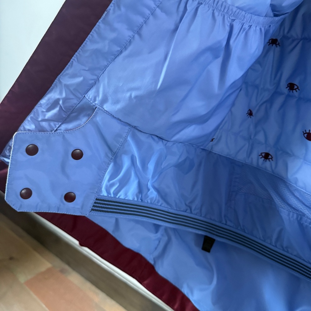 The North Face Women's Small Maroon Winter Jacket, ski or snowboard ready - Picture 5 of 16